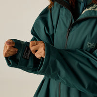 REGATTA Adult's Unisex Waterproof Changing Robe - Green/Camo