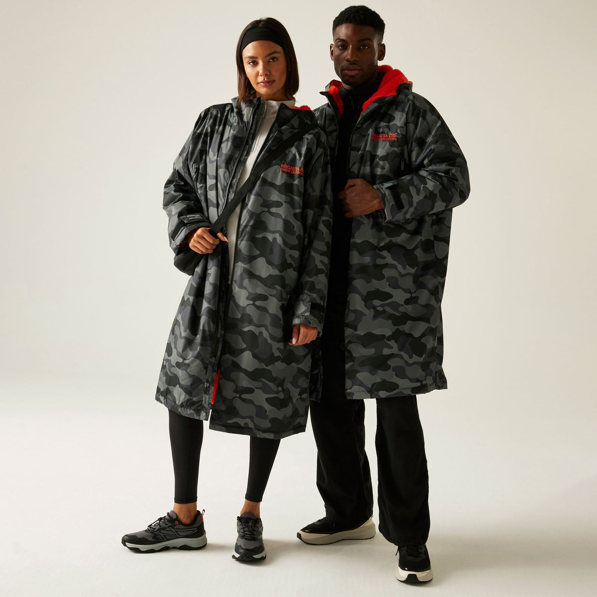 Weatherproof Changing Robe REGATTA Adult's Waterproof Changing Robe - Grey/Camo – The Cope