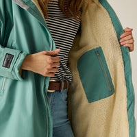 REGATTA Adult's Waterproof Changing Robe - Green