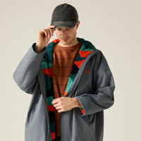 REGATTA Adult's Waterproof Changing Robe - Grey