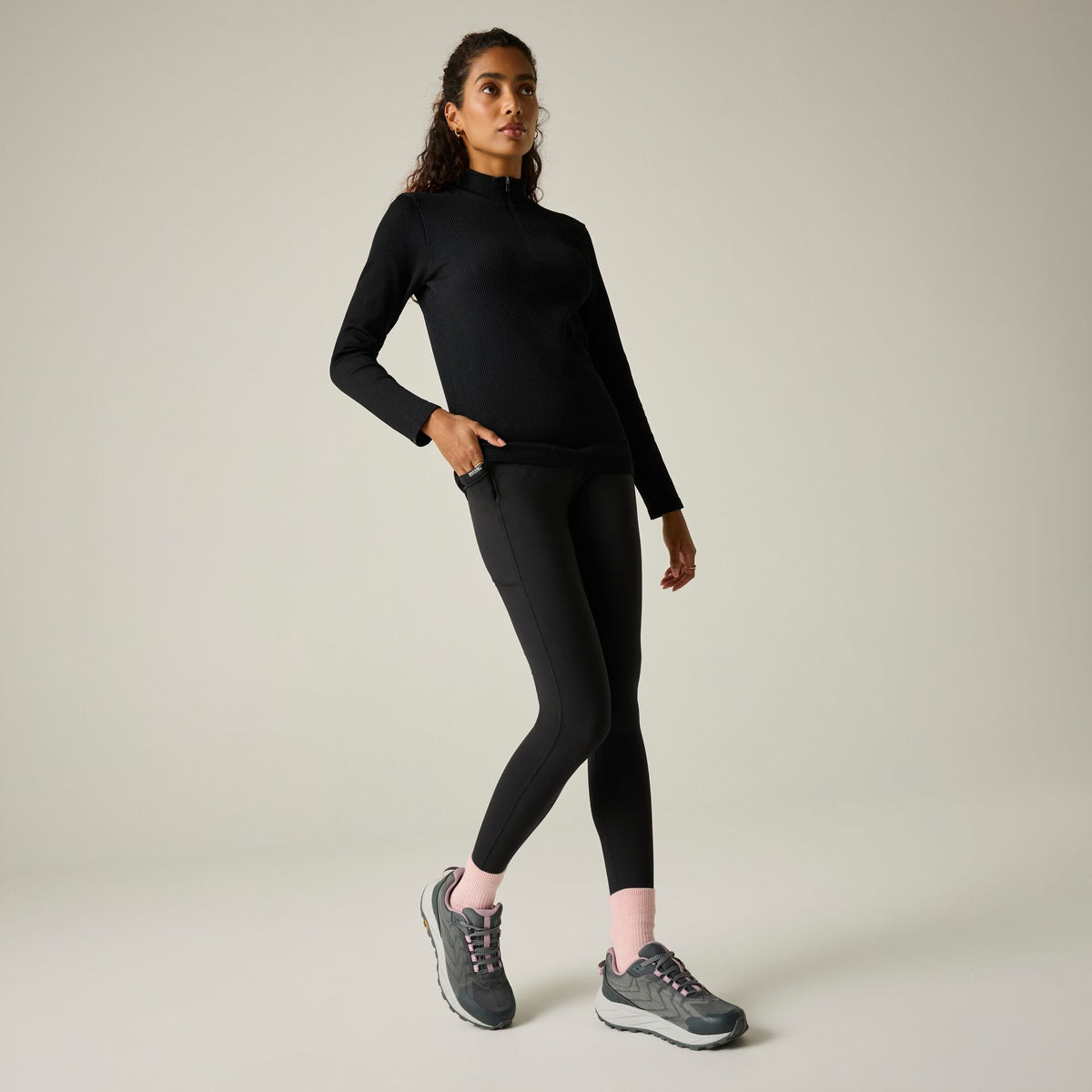 REGATTA Women's Outdoor Comfort Contour Leggings - Black