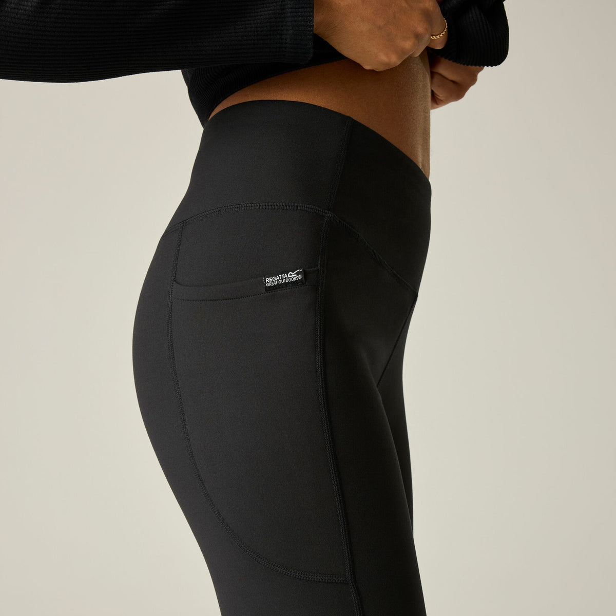 REGATTA Women's Outdoor Comfort Contour Leggings - Black