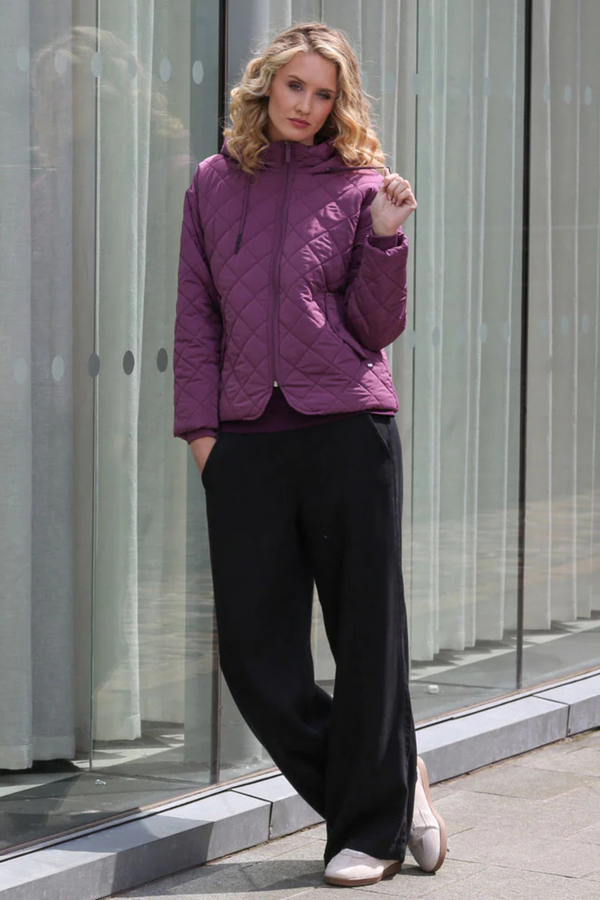 RELAX & RENEW Fia Quilted Jacket - Plum