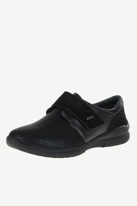 SOFTMODE Women's Daba Velcro Strap Shoes - Black
