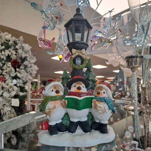 LANGS Festive Robin Choir with LED Lantern
