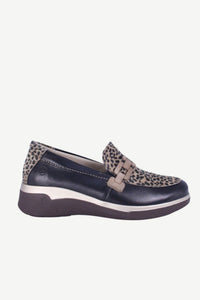 SUAVE Alderney Leopard Print Wedge Slip-On Loafers - Black