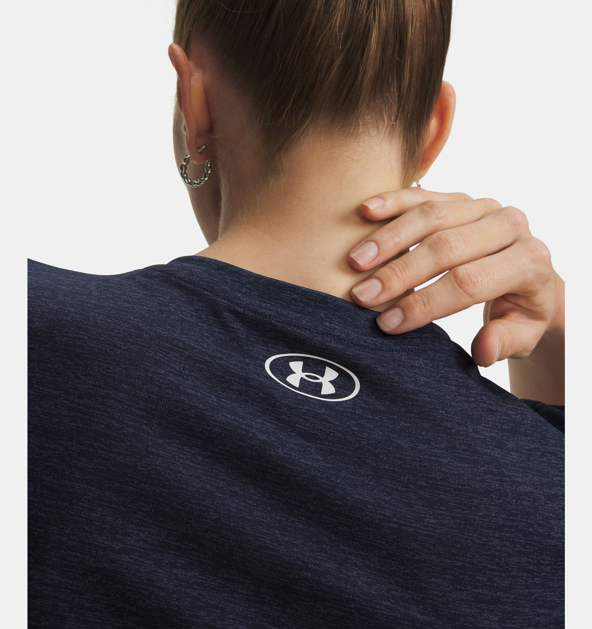 UNDER ARMOUR Women's Tech Twist V-Neck T-Shirt - Navy