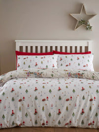 CATHERINE LANSFIELD Christmas Town Duvet Cover Set