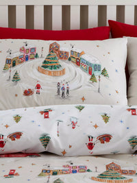 CATHERINE LANSFIELD Christmas Town Duvet Cover Set