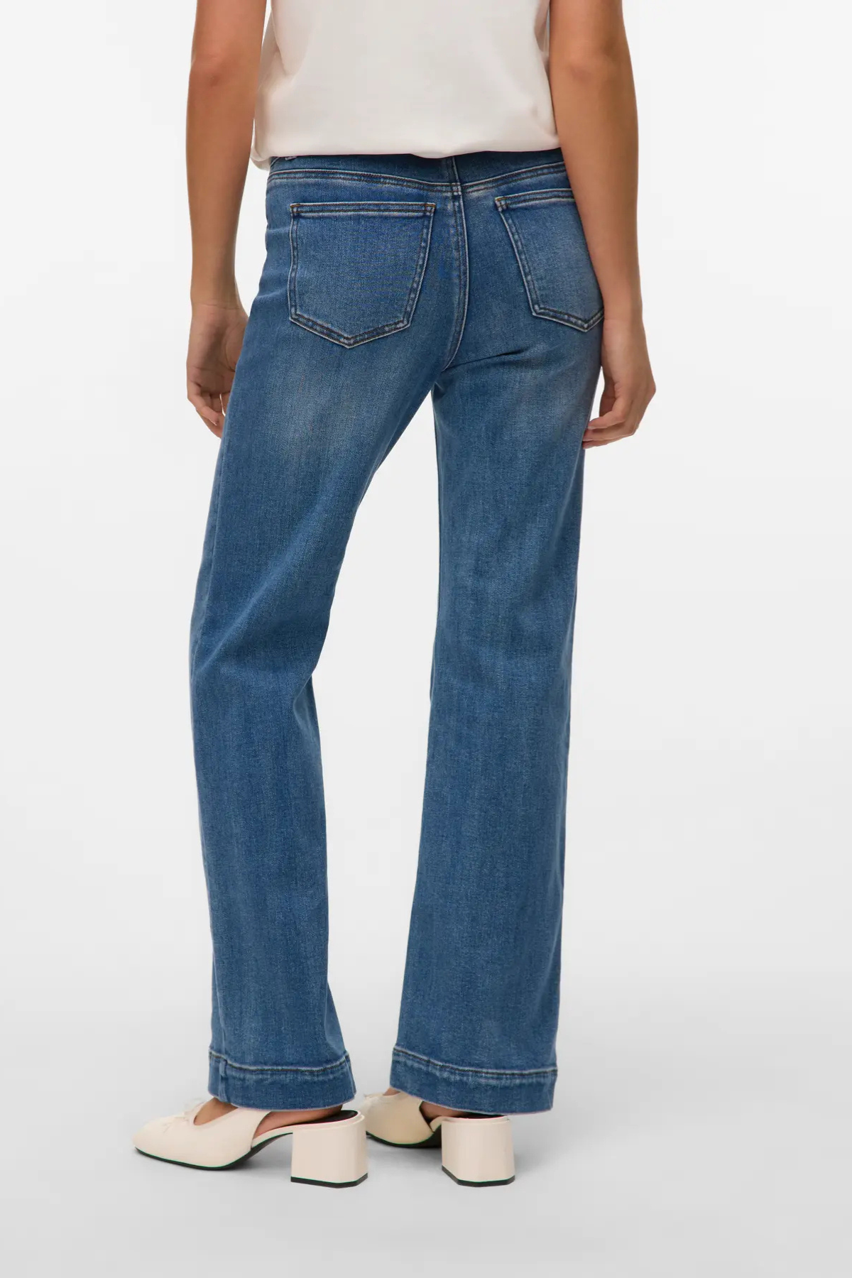 VERO MODA Vivianne Loose Flared Jeans - Mid Blue