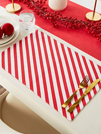 CATHERINE LANSFIELD Christmas Candy Cane Placemats – 4 Pack
