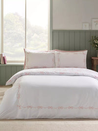 CATHERINE LANSFIELD Bow Embroidery Reversible Duvet Set - White/Pink