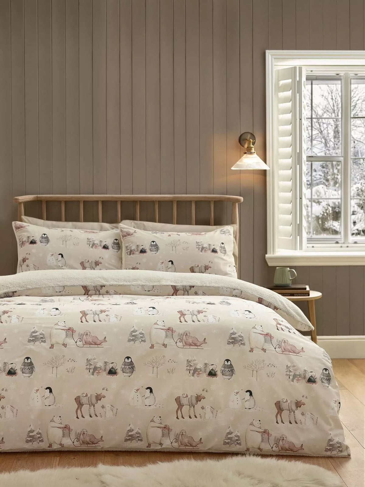 CATHERINE LANSFIELD Christmas Winter Friends Sherpa Duvet Set