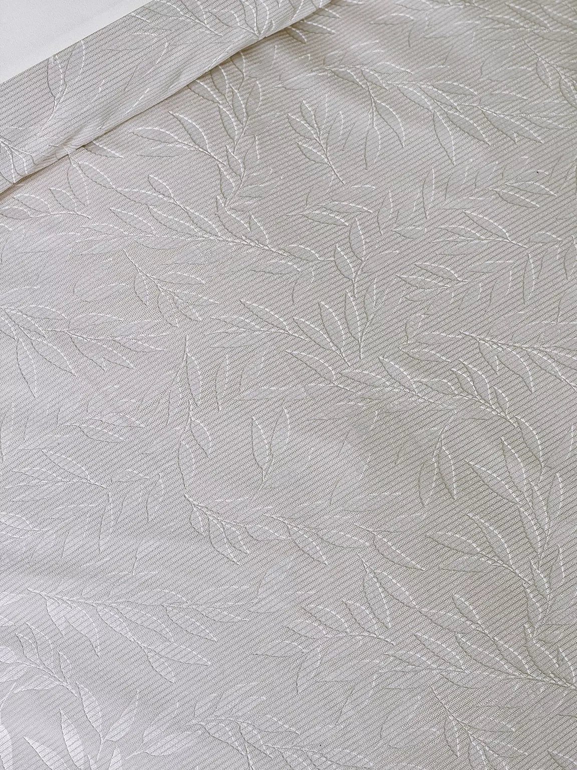 CATHERINE LANSFIELD Corded Leaves Duvet Set - Champagne