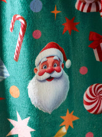 CATHERINE LANSFIELD Christmas Icons Blanket Throw - Green 130x170cm