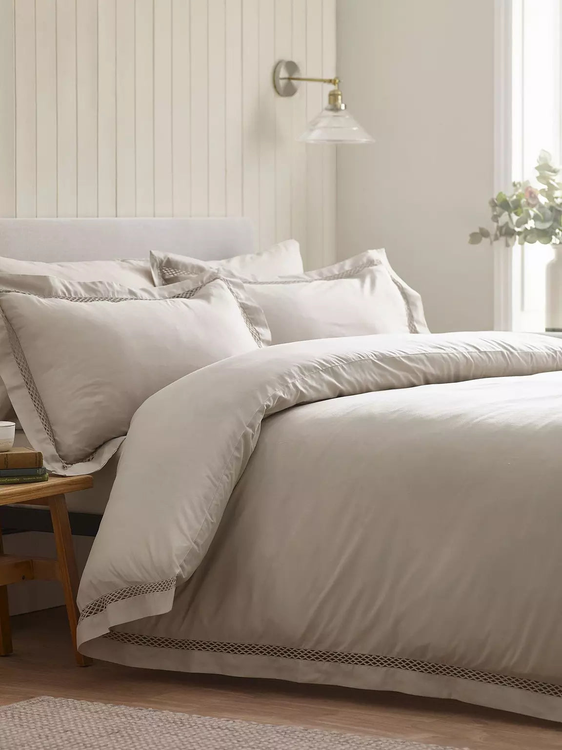 CATHERINE LANSFIELD Classic Lattice Lace Duvet Set - Natural