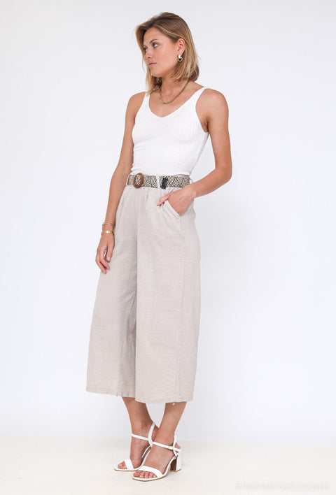 COPE CLOTHING : Cropped Wide Leg Trouser - Beige