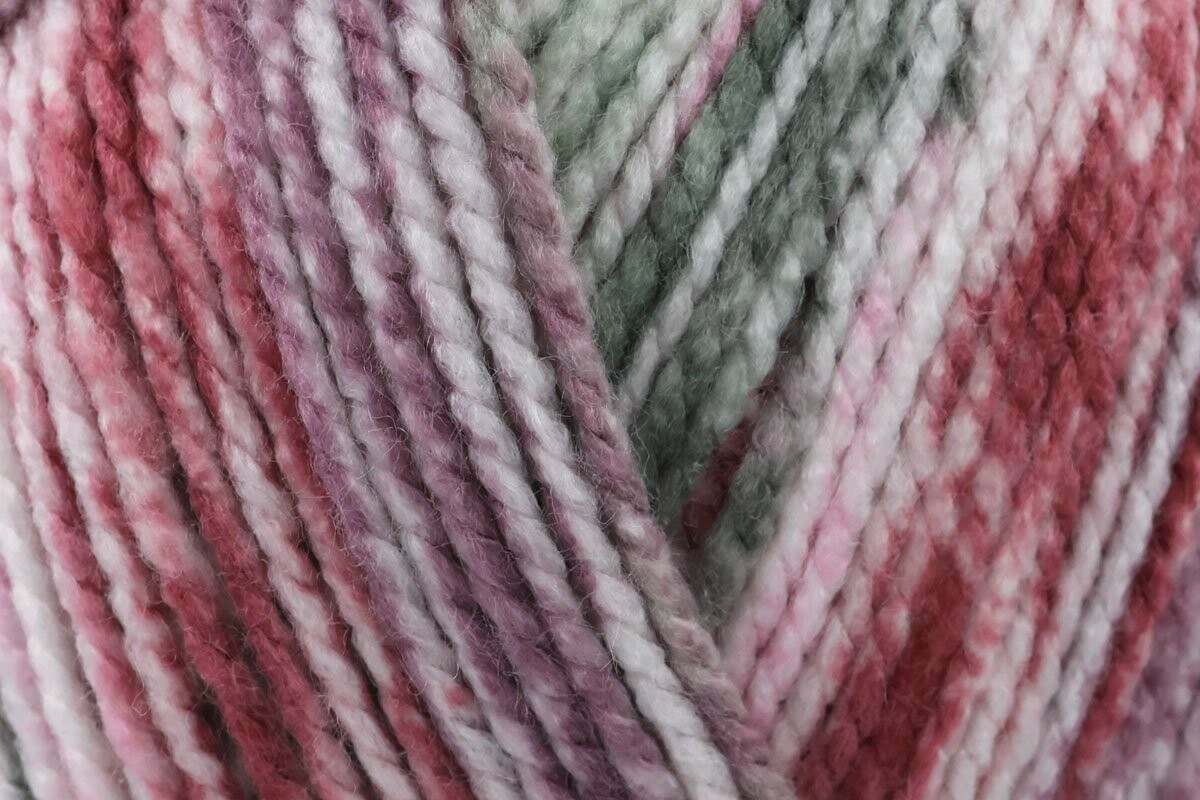 KING COLE Hedgerow Chunky Yarn - Hawthorn - 200g