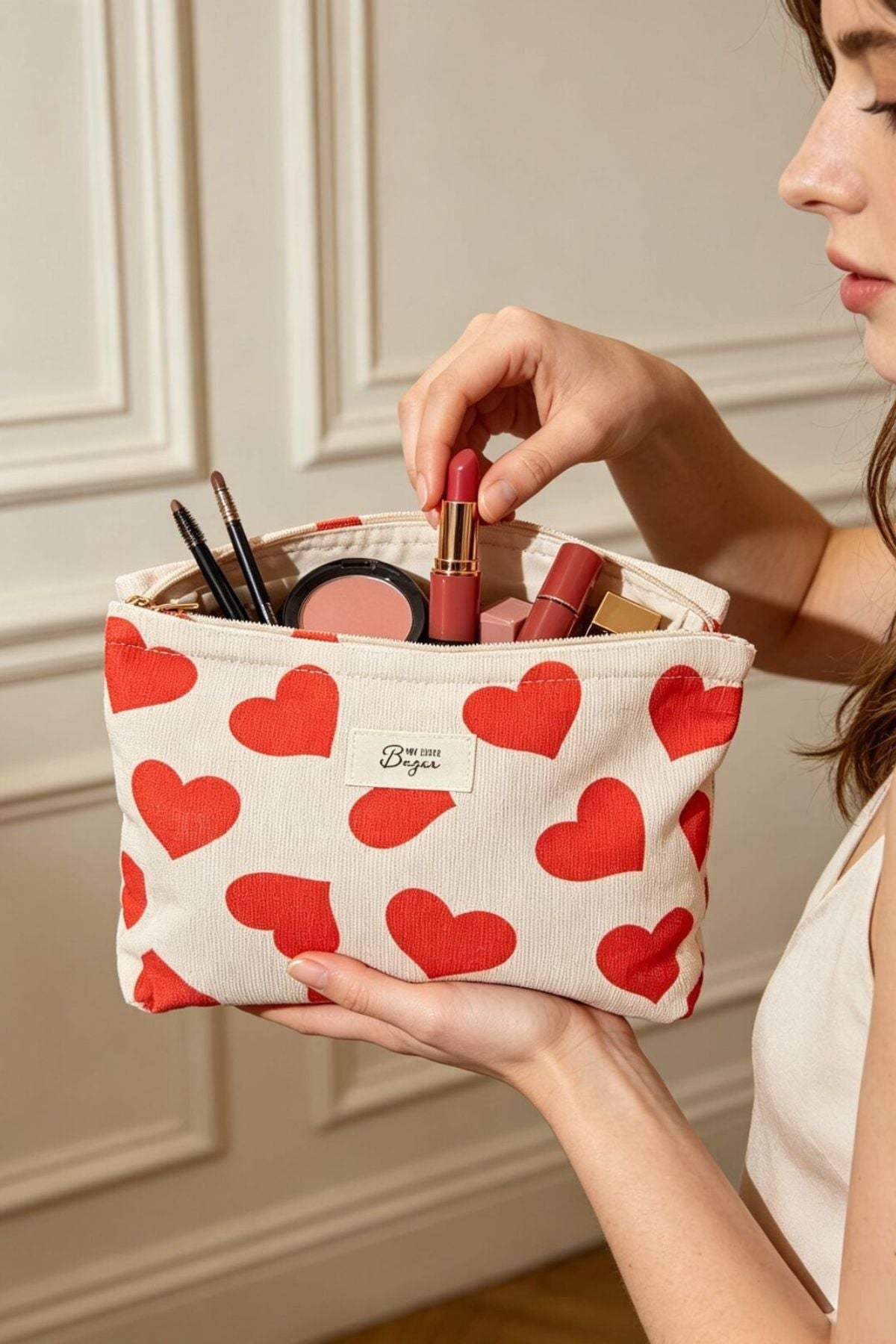 COPE CLOTHING Heart Print Velvet Makeup Bag - Red