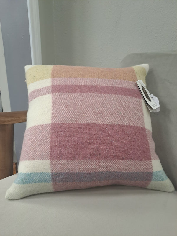 STUDIO DONEGAL Donegal Tweed Cushion Cover 45x45cm - Candy Stripe