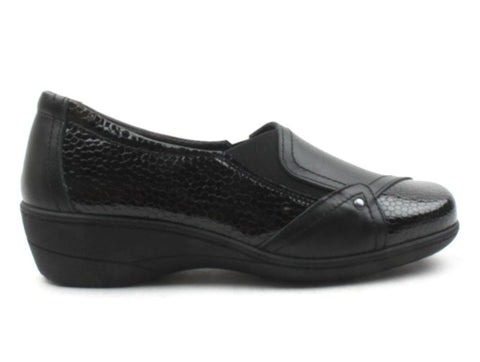 SOFTMODE : Emily Croc Black Shoes
