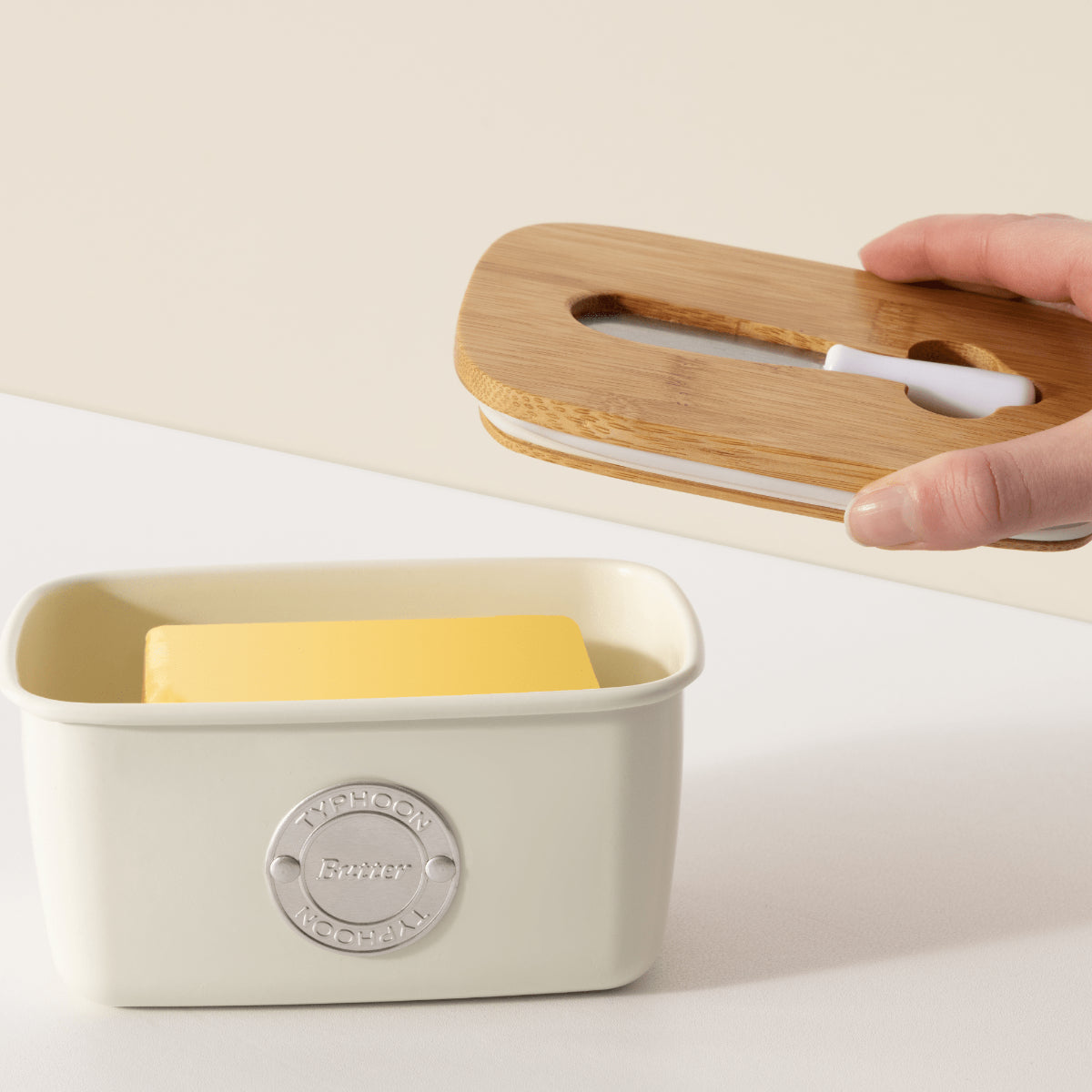 TYPHOON Living Steel Butter Dish & Spatula Set - Cream