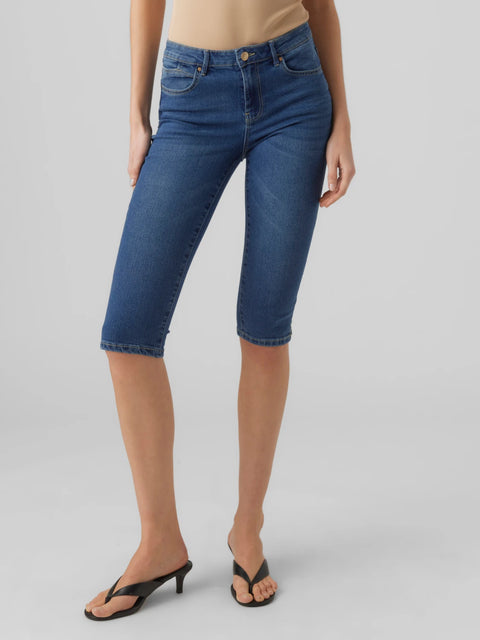 VERO MODA : June Mid Rise Jeans