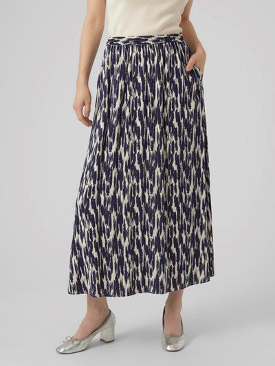 VERO MODA : Easy Joy Maxi Slit Skirt