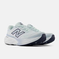 NEW BALANCE Women's Fresh Foam X 880v15 Shoes - Light Blue