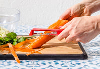 DREAMFARM Sharple - Safe Sharpening Safety Peeler