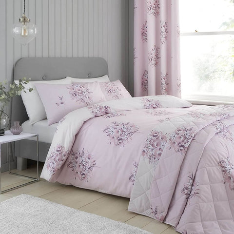 CATHERINE LANSFIELD : Floral Bouquet Bedspread